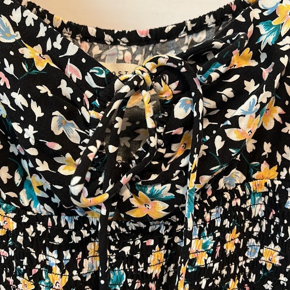 Juniors Aeropostale Small Babydoll Dress with tied keyhole - Picture 2 of 4